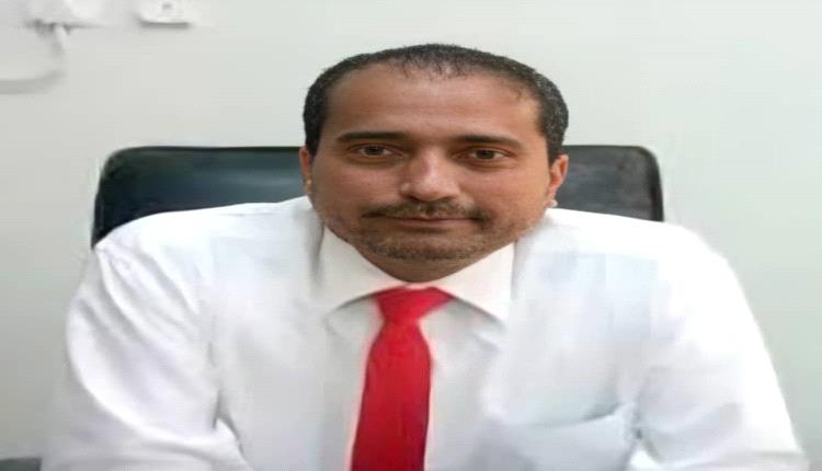 عاجل ..الدكتور وضاح المحوري مدير عام مكتب التربية أبين:
نطالب بمحاكمة وزير المالية وأنا مع  معلمي وموظفي مكتب التربية بما يرونه مناسب بعد إنتهاء اختبارات الفصل الدراسي الاول