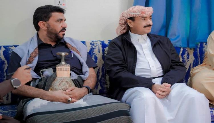 المحافظ بن الوزير يشيد بإسهامات مؤسسة الشيخ يوسف العطير الخيرية ويرحب بتدخلاتها المستقبلية في القطاع الصحي