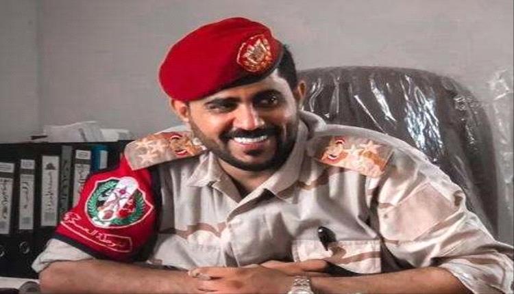 العميد يوسف العاقل يعزي العميد الركن سند الرهوة قائد محور أبين العملياتي بوفاة شقيقته