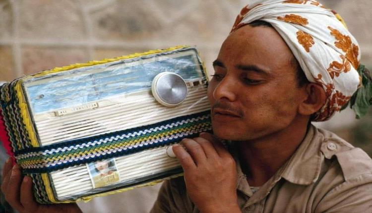 من ذكريات الماضي ..مذياع شركة فليبس الهولندية