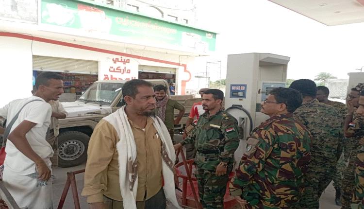 اليوسفي والمعلم والسعدي  ينفذون نزول ميداني للمحلات التجارية والصرافات لضبط الأسعار بمدينة جعار