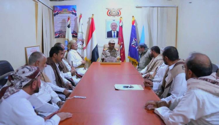 رئيس هيئة الأركان يشيد بتضحيات أبطال المقاومة الشعبية في المعركة الوطنية