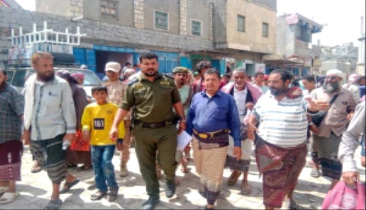 انتقالي يافع رصد والسلطة المحلية ينفذان حملة ميدانية لضبط الأسعار بالمديرية