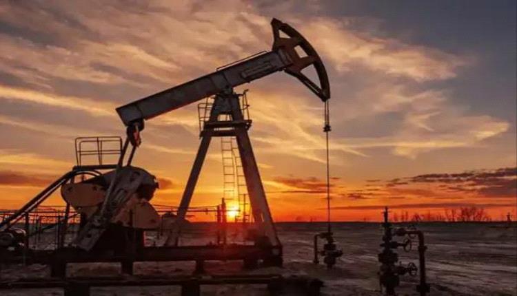 كندا تعتزم خفض سعر النفط الخام من روسيا إلى 47.6 دولار للبرميل