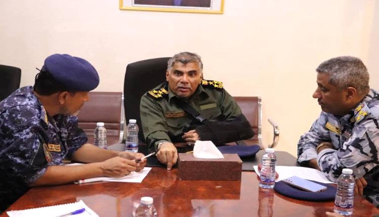 العميد المنهالي يرأس اجتماعًا أمنيًا ويؤكد: أمن حضرموت خط أحمر وقبضة رجال الأمن ستطال كل من يسعى لزعزعة الأمن والاستقرار