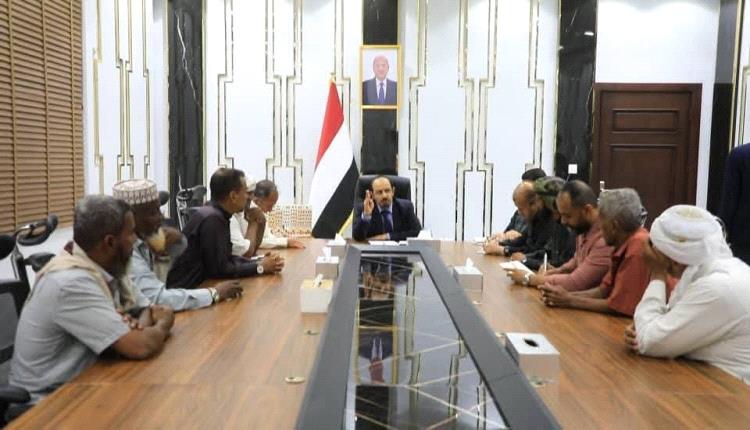 محافظ حضرموت يرحب بتوصيات اللجنة المجتمعية ويثمن دورها في المساهمة إلى جانب الجهات المختصة للإشراف على ملف وقود محطات التوليد