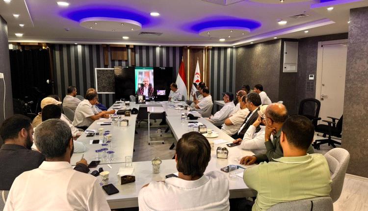 ندوة أكاديمية وسياسية تؤكد دور النخب اليمنية في دعم المقاومة لإستعادة الدولة