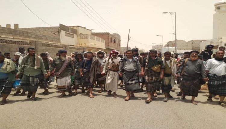 بمسند قبلي كبير ال حقيس يسندون ل الميسري في عاصمة المحافظة زنجبار