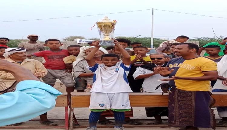 الواسطة وقناعة المدرب أهم من إمكانيات اللاعب