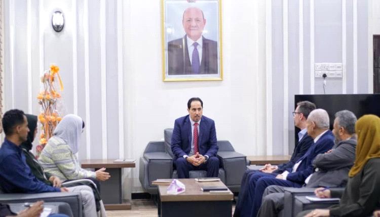 وزير الشباب والرياضة يبحث مع مؤسسة "فريدريش إيبرت" سبل تعزيز التعاون المشترك