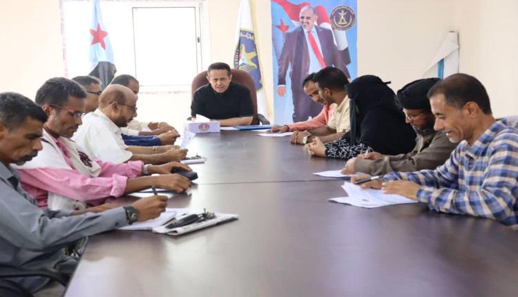 انتقالي  لحج يعقد اجتماعه الدوري ويشدد على أهمية الالتزام بالجانب التنظيمي وتحقيق الأهداف الاقتصادية