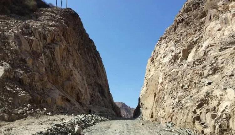 دعوة عامة لحضور حفل افتتاح مشروع طريق رهوة الفلاح – حمه بيافع سرار