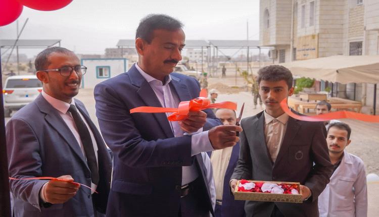 المحافظ بن الوزير يدشّن قسم الأنسجة والخلايا بالمركز الوطني لمختبرات الصحة المركزية بعتق