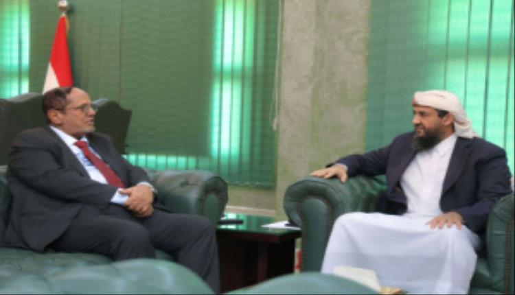 المحرّمي يناقش مع رئيس الهيئة العامة للطيران المدني إعادة تقييم أسعار تذاكر السفر