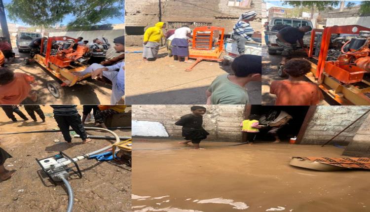 بتوجيهات من محافظ لحج.. صندوق النظافة ينفذ حملة لشفط مياه الأمطار من أحياء الحوطة وتبن
