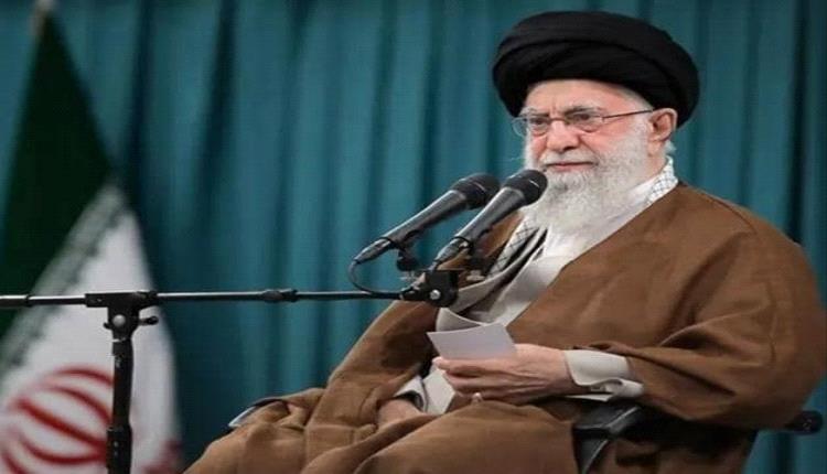 خامنئي: لن نخضع لمطالب أمريكا المهينة