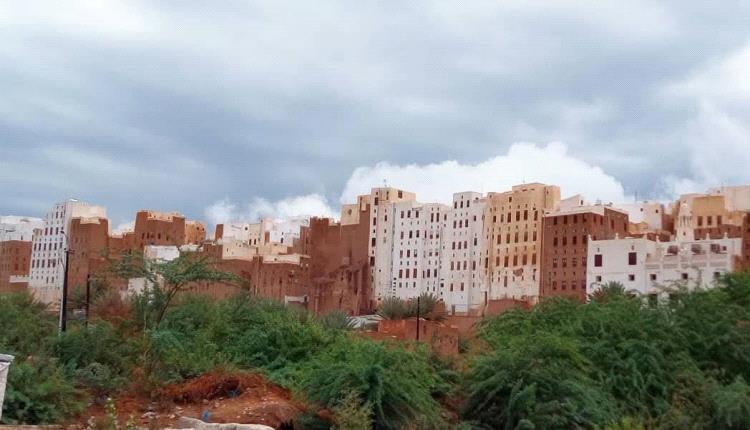 الصناعة والتجارة بحضرموت تحدد أسعار جديدة للخبز والروتي بالمكلا وتلزم المخابز بالتقيد بها