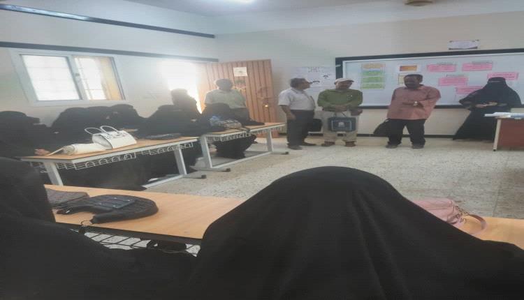 تدشين الورشة التدريبية لمعلمات مجمع مبلغ التربوي بخنفر