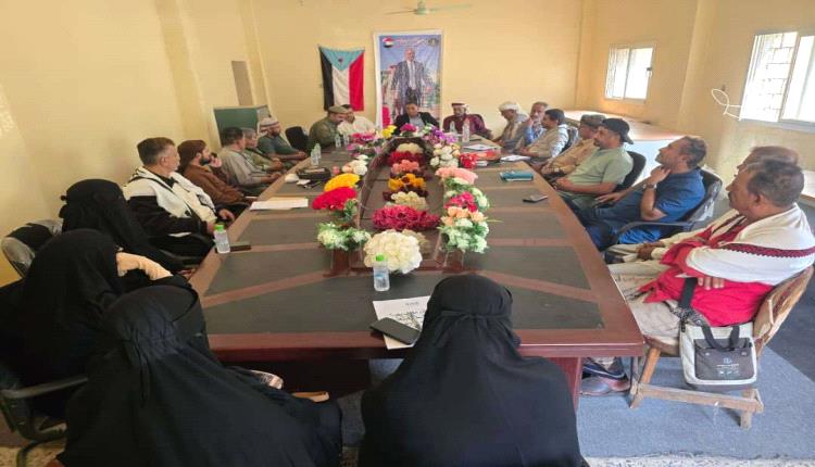 انتقالي يهر والسلطة المحلية يعقدان لقاءً مشتركًا لتنسيق عملية ضبط الأسعار