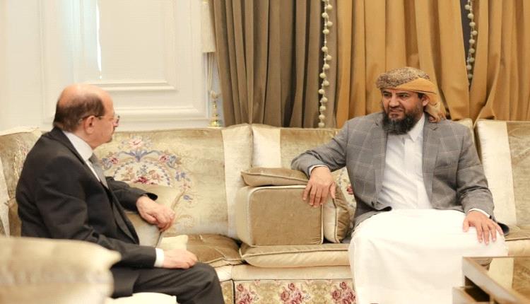 عضو مجلس القيادة المحرّمي يناقش مع وزير الخارجية الأوضاع السياسية والدبلوماسية