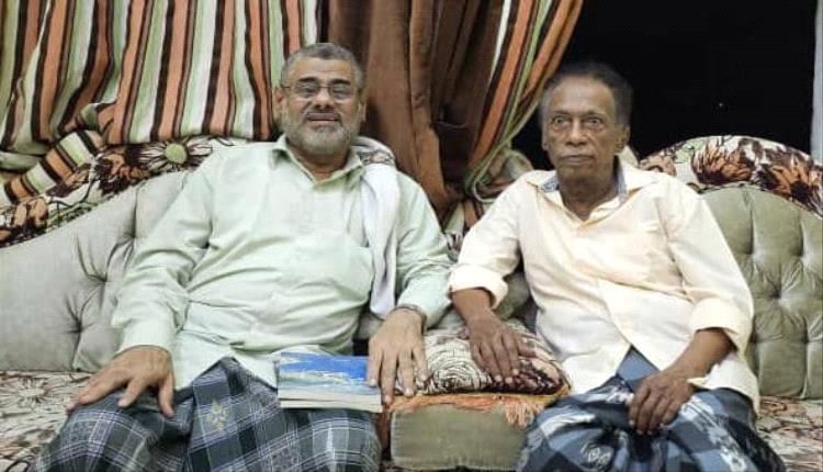 المهندس باصرة يزور الشاعر والسياسي خالد محمد عبدالعزيز