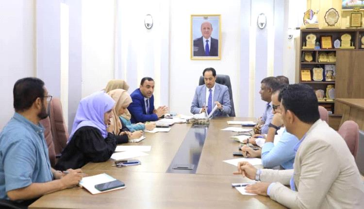 الوزير البكري يرأس اجتماعاً استثنائياً لمجموعة العمل الشبابي المشترك
