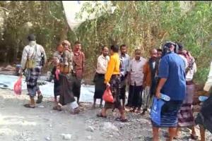 بتكليف من قائد الحزام الأمني أبين ..وفد من قيادة الحزام تقدم واجب العزاء لأهل الشهيد هاني محمود سعيد في ردفان