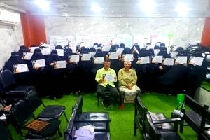 مدارس النهضة تكرم معلميها ومعلماتها في ختام  الدورة التدريبية 