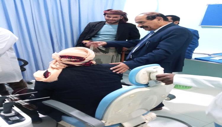 شبوه..الوكيل الدغاري يتفقد هيئة مستشفى محمد بن زايد التعليمي ويشيد بالخدمات الطبية المقدمة للمواطنين