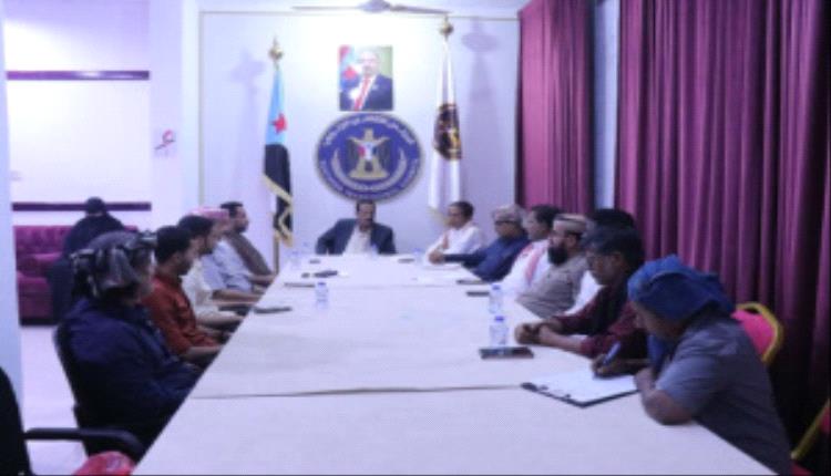 انتقالي المهرة يستعرض جاهزية لجان الاحتفال بالذكرى الـ58 لعيد الاستقلال