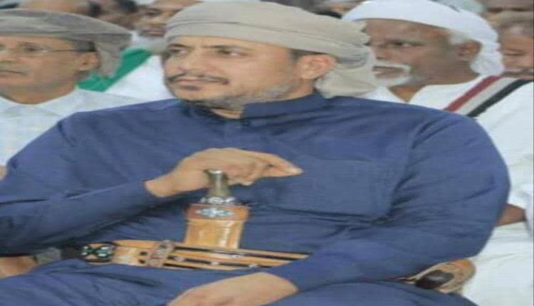 الشيخ أمين الحوثري يهنئ محافظ حضرموت الخنبشي ويثني على إجراءاته الأمنية الحازمة