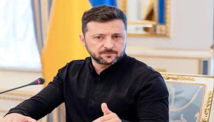 زيلينسكي يتهم روسيا بحملات تضليل قبل محادثات السلام ويدعو حلفاء أوكرانيا للانخراط