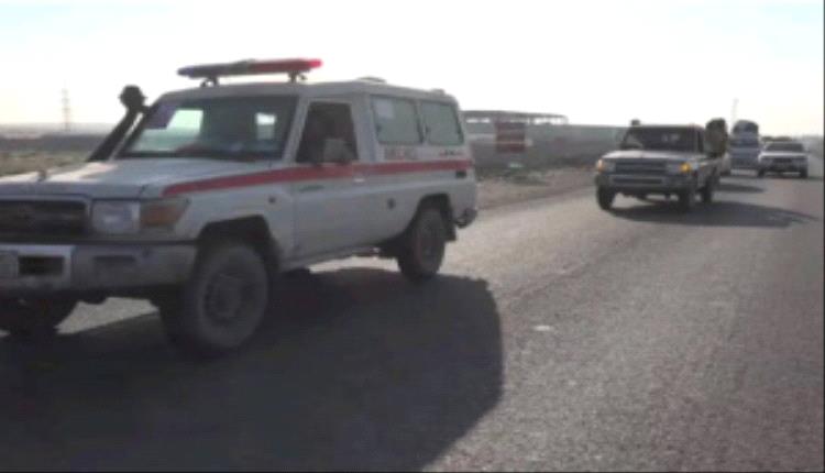 مسيرة وفاء جنوبية.. حشود كبيرة تشيّع جثمان البطل عبدالوكيل الحوشبي إلى مسقط رأسه بالمسيمير