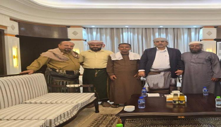 وفد قافلة أبناء وادي حضرموت يهنئ الرئيس الزبيدي بالانتصارات ويشيد بتضحيات الجبهات