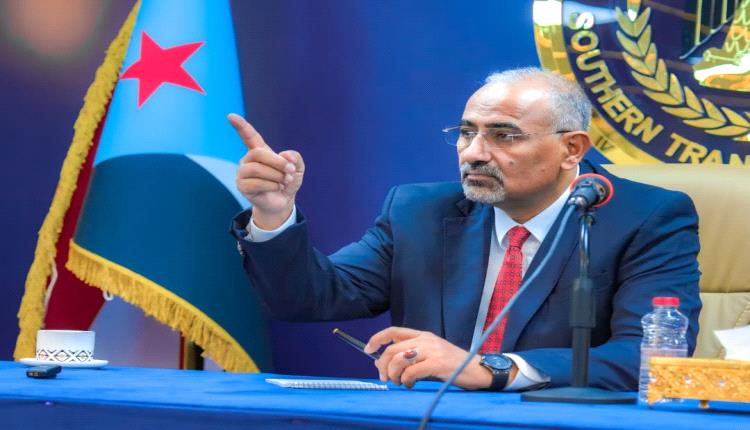 الرئيس الزُبيدي يعقد اجتماعًا موسعًا بقيادات المجلس الانتقالي الجنوبي