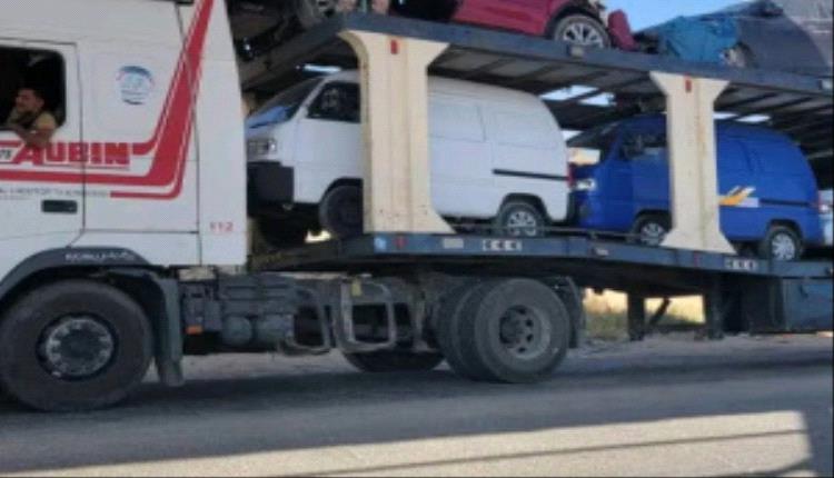 القوات المسلحة الجنوبية تؤمّن المدخل الشرقي لوادي حضرموت وتنفذ تفتيشًا دقيقًا للمركبات