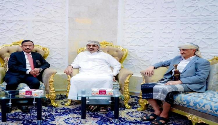 المحافظ بن الوزير يثمّن دعم ومساندة اللواء الزبيدي والمحافظ لملس لاعتماد إنشاء مركز المؤتمرات والمعارض الدولية بشبوة