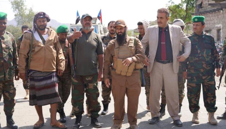 العميد الوالي يزور جبهة ثره بأبين ويطلع على جاهزية قواتنا المسلحة الجنوبية