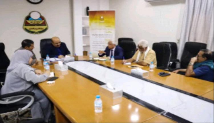 فريق التوجيه الرئاسي يلتقي قيادتي الشؤون الاجتماعية والتربية بساحل حضرموت لتعزيز الأداء والخدمات