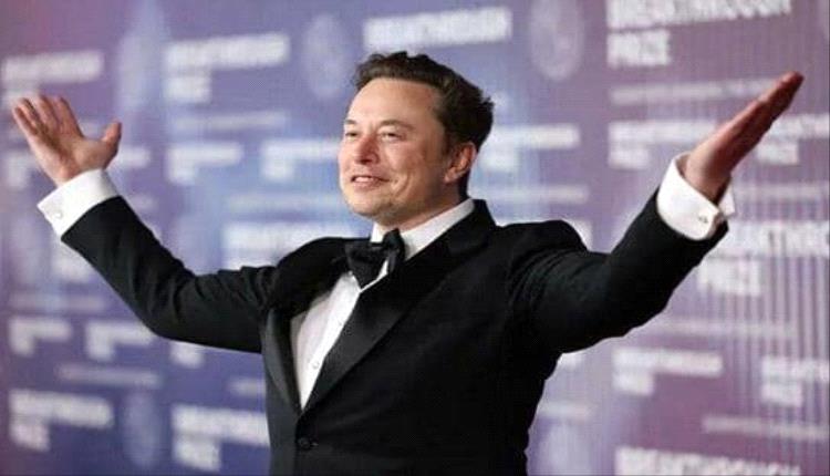 إيلون ماسك أول ملياردير تتجاوز ثروته 700 مليار دولار بعد إعادة تفعيل حزمة تعويضاته