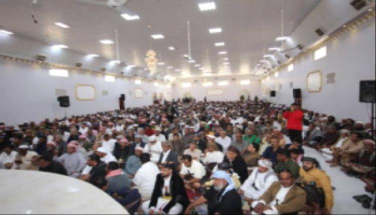 لقاء سيئون التشاوري يؤكد وحدة حضرموت ويثمن دور القوات الجنوبية في مواجهة الإرهاب