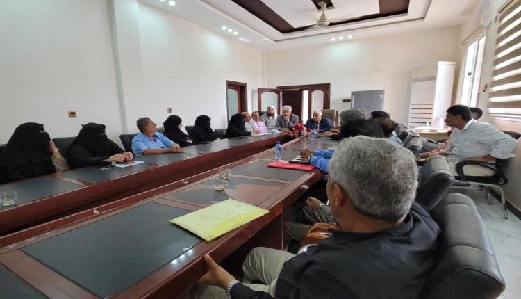 بحضور فريق التوجيه والرقابة الرئاسي : جامعة لحج تطالب الرئيس القائد عيدروس الزبيدي  بإعلان دولة الجنوب العربي