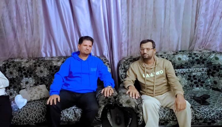 مدير إعلام أبين يطمئن على صحة الإعلامي السنيدي في القاهرة ويناشد بسرعة علاجه.