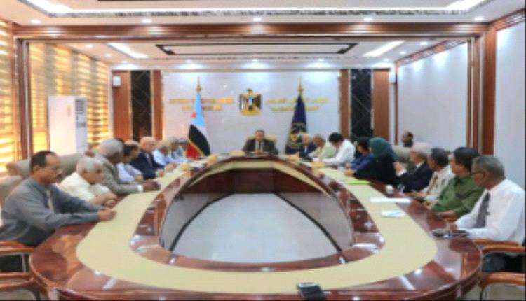 مجلس المستشارين يشيد بالاصطفاف الرسمي والشعبي خلف الرئيس الزُبيدي لاستعادة دولة الجنوب العربي