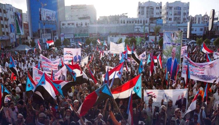 نقابات جنوبية تشارك بفعالية في اعتصام خور مكسر دعمًا لإعلان دولة الجنوب