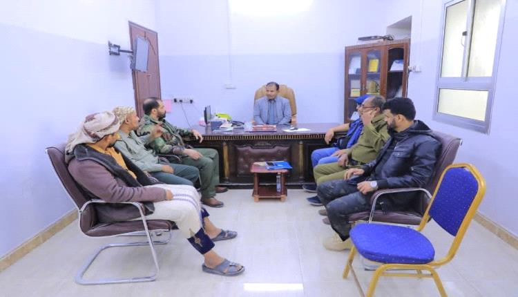 الوكيل العامري والعميد بن حبيش يتفقدان سير العمل في عدد من الادارات والمصالح الأمنية بسيئون