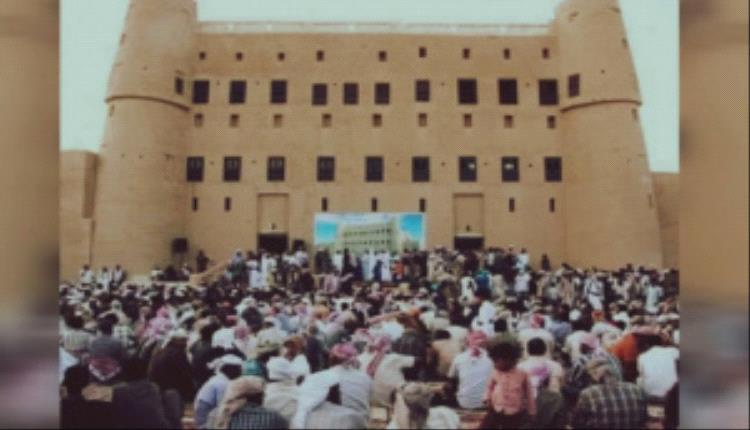 حلف قبائل بني ظنّة يؤكد دعمه للسلطة المحلية ويثمن انتصارات القوات الجنوبية والنخبة الحضرمية