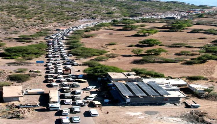 موكب جماهيري من أبناء الضالع يتجه إلى عدن دعما لوحدة الصف والمطالبة بإعلان دولة الجنوب