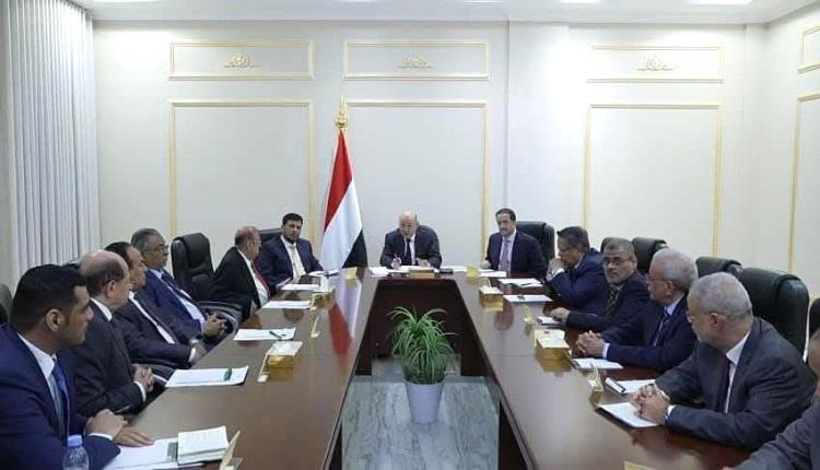 صحفي جنوبي يحذر من أدوات الفساد: مصالحهم فوق مصلحة الوطن