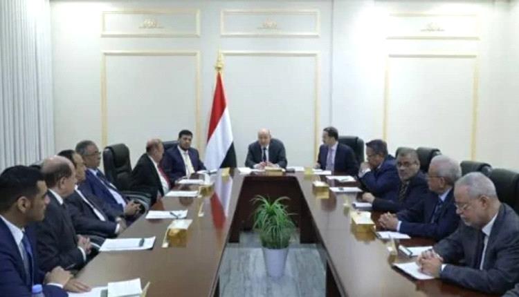 قراءة جنوبية: العليمي يعيد إنتاج نهج 1994 ويصعّد ضد الجنوب